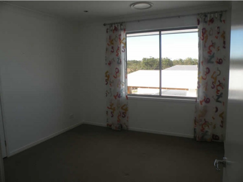 33 Stan Johnson Drive, Hamlyn Terrace NSW 2259