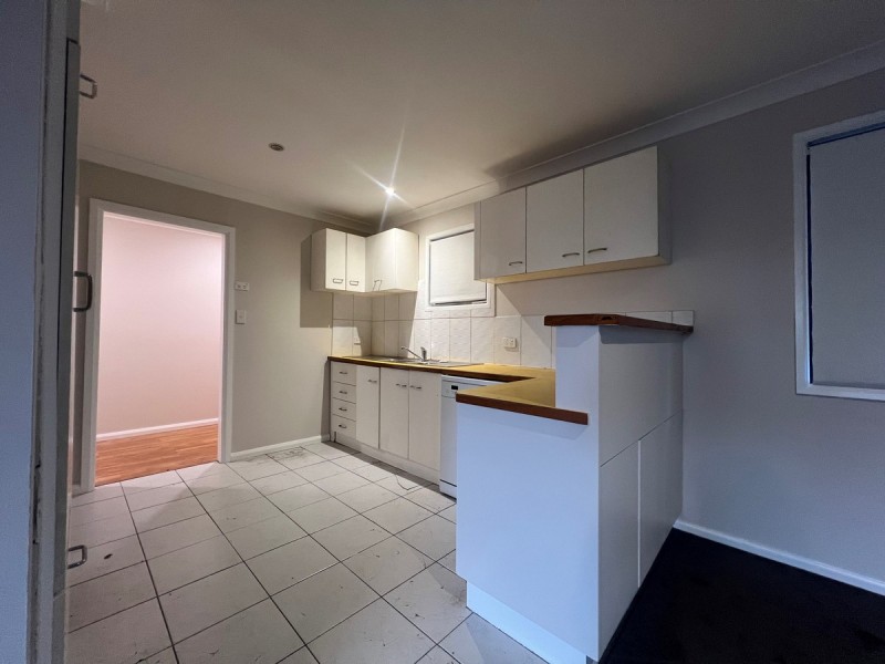 2/37 Wyoming Road, Wyoming NSW 2250