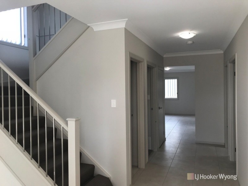 9 Evergreen Parade, Woongarrah NSW 2259