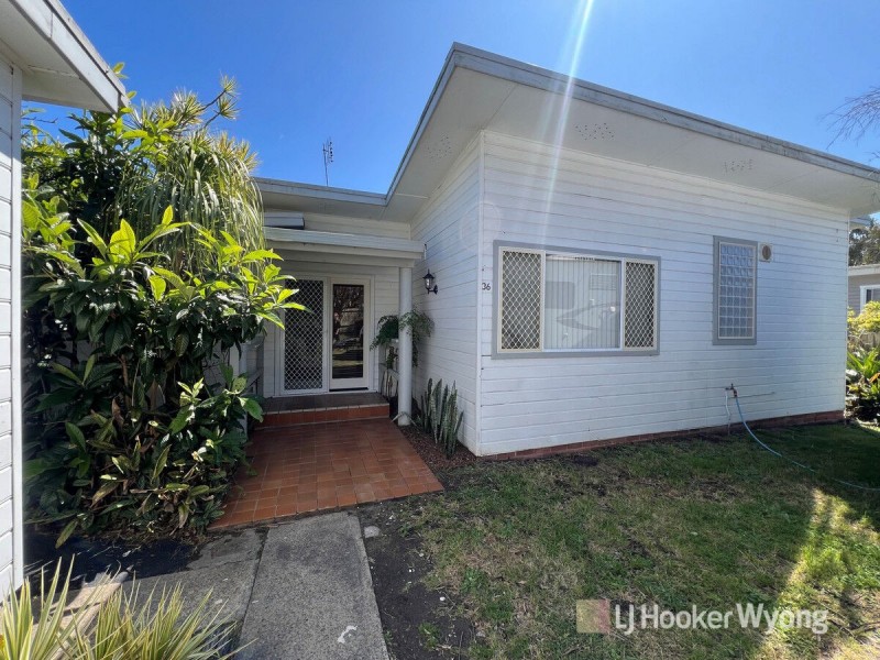 36 Leonard Avenue, Toukley NSW 2263