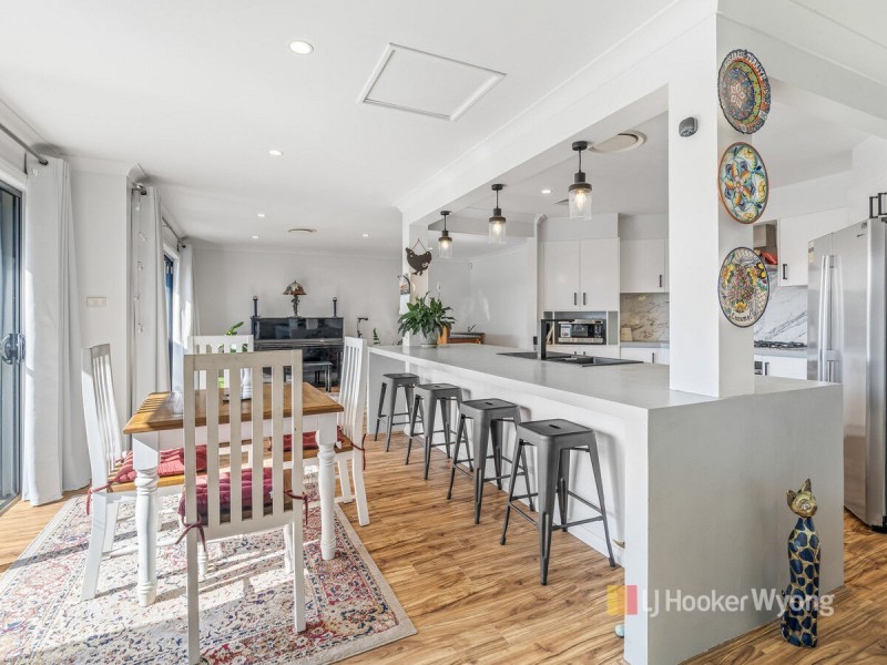 7 Greenhaven Circuit, Woongarrah NSW 2259