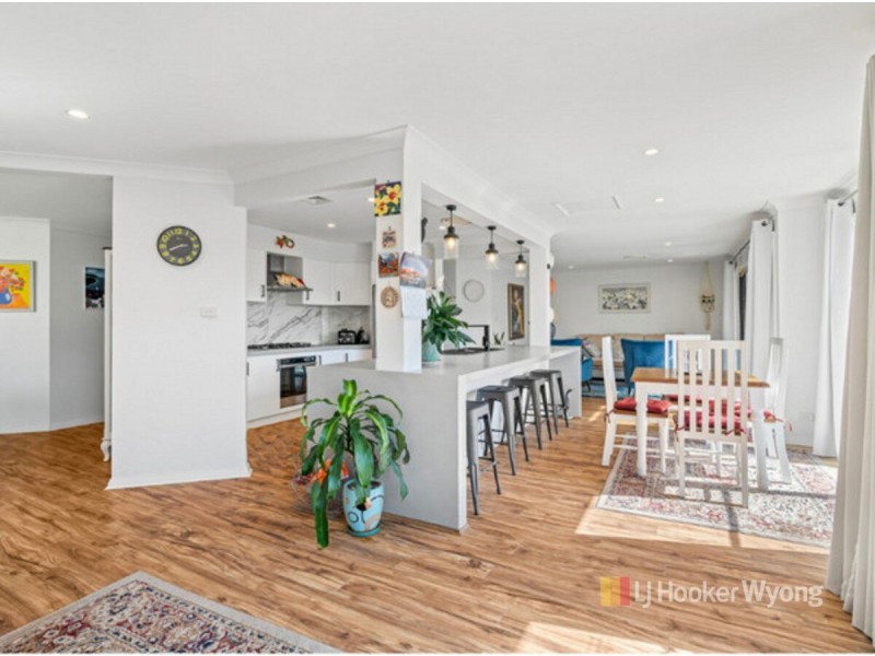 7 Greenhaven Circuit, Woongarrah NSW 2259