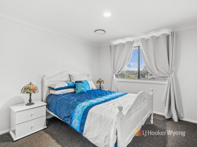 7 Greenhaven Circuit, Woongarrah NSW 2259
