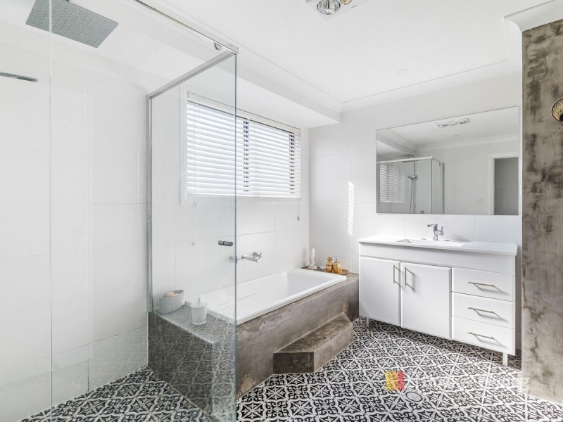 7 Greenhaven Circuit, Woongarrah NSW 2259