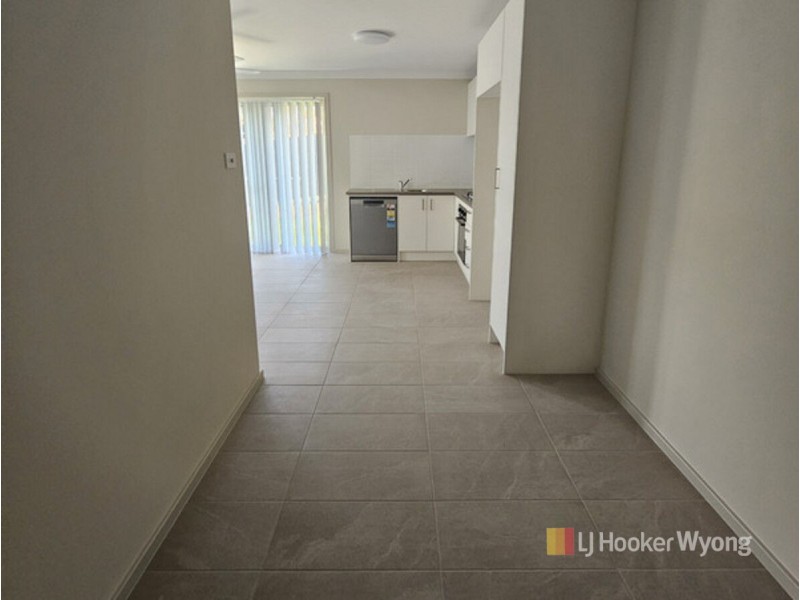 27B Glenelg Avenue, Wadalba NSW 2259