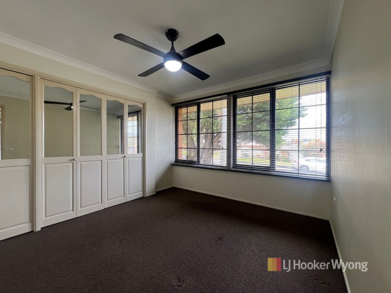 12 Peta Close, Bateau Bay NSW 2261