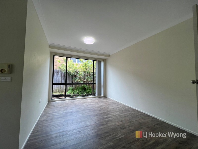 12 Peta Close, Bateau Bay NSW 2261