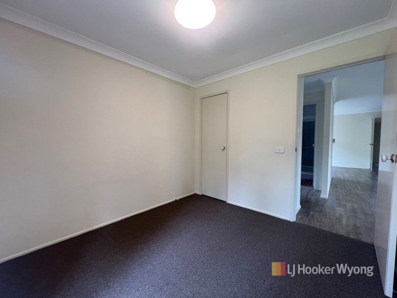 12 Peta Close, Bateau Bay NSW 2261