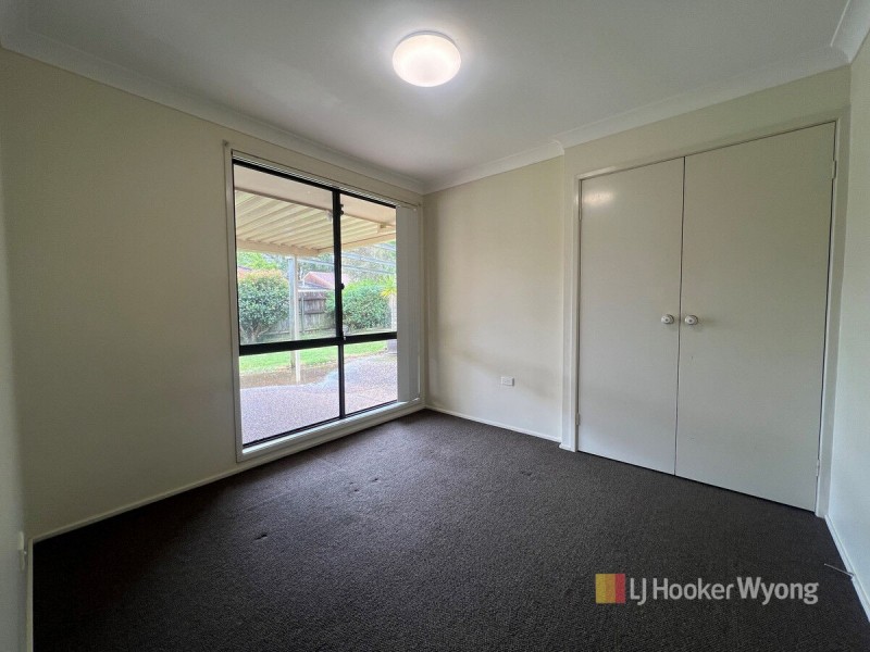 12 Peta Close, Bateau Bay NSW 2261