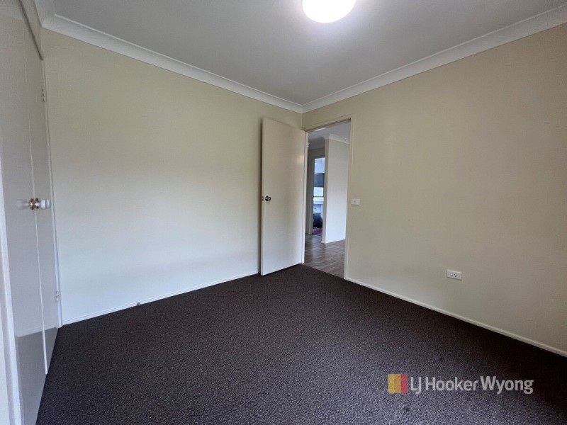 12 Peta Close, Bateau Bay NSW 2261