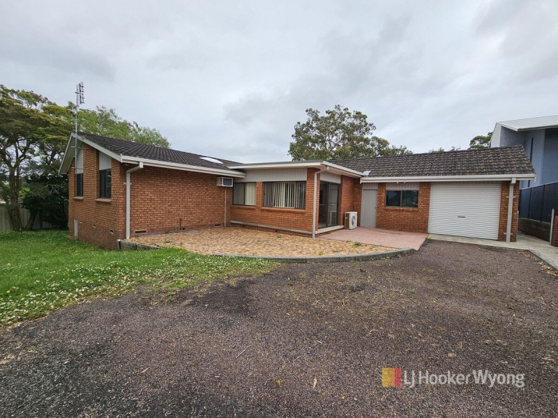 274 Wallarah Road, Kanwal NSW 2259