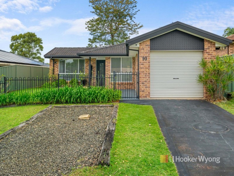 10 Farnol Place, Watanobbi NSW 2259