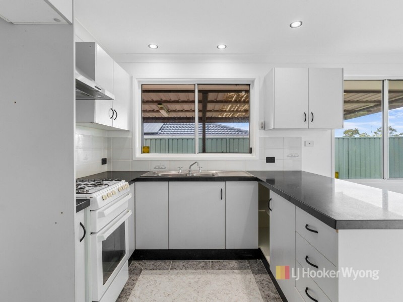 10 Farnol Place, Watanobbi NSW 2259