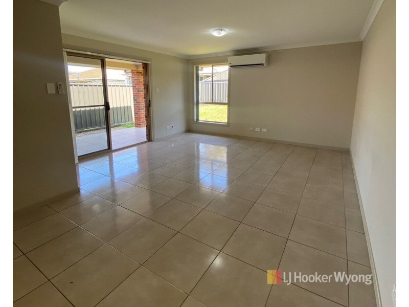 35a Melbourne Road, Wadalba NSW 2259