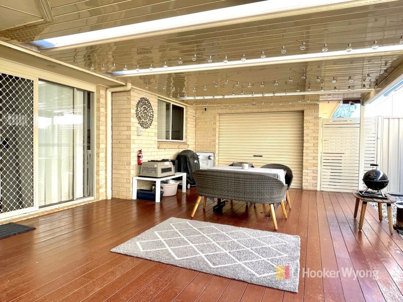 11 Greenhaven Circuit, Woongarrah NSW 2259