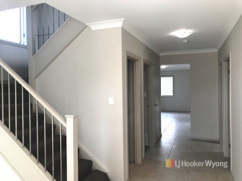 1 Evergreen Parade, Woongarrah NSW 2259