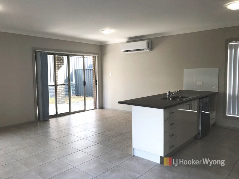 1 Evergreen Parade, Woongarrah NSW 2259