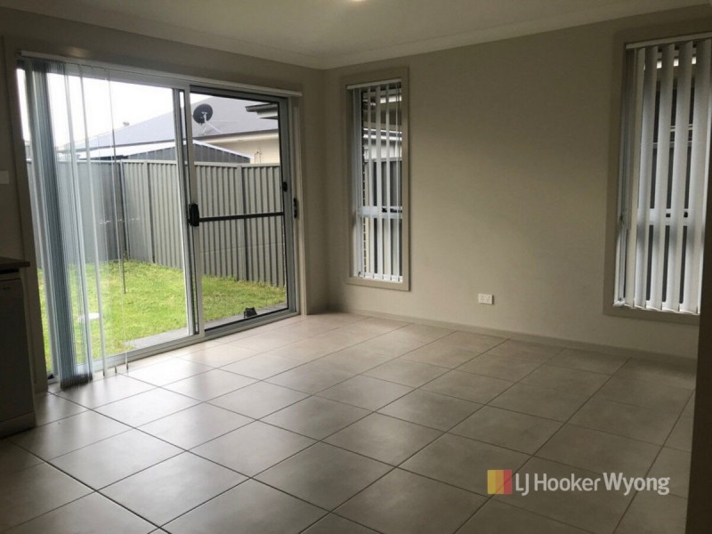 66B Clinton Way, Hamlyn Terrace NSW 2259