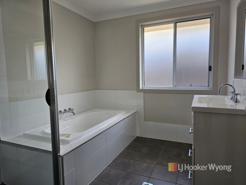 71 Sorrento Way, Hamlyn Terrace NSW 2259
