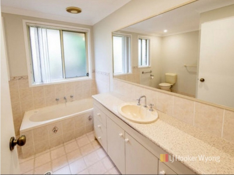 27 Nicole Close, Watanobbi NSW 2259