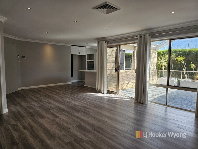 6 Kurume Close, Tuggerah NSW 2259