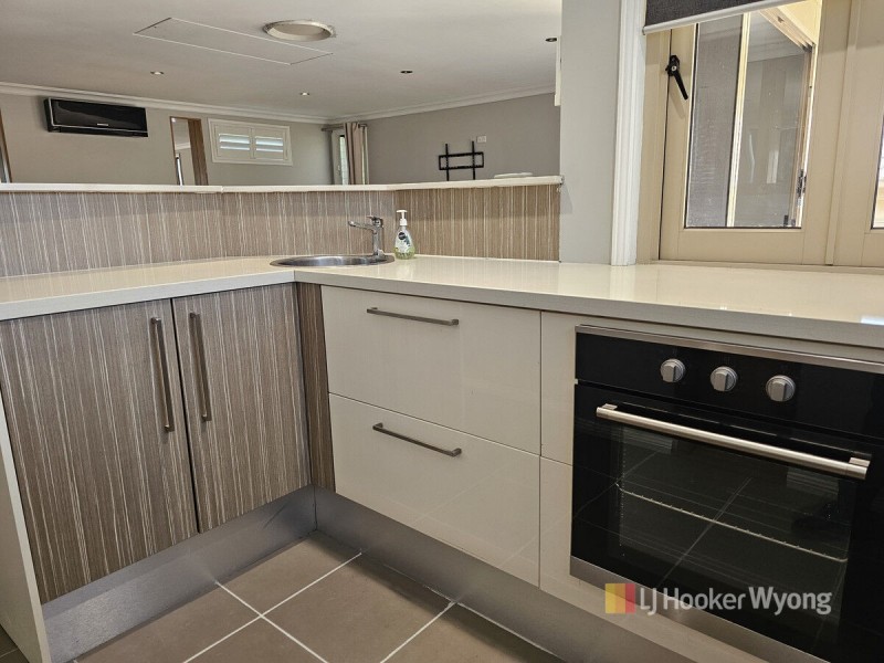 6 Kurume Close, Tuggerah NSW 2259