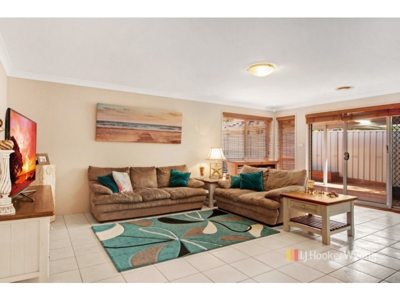 11 Capri Close, Woongarrah NSW 2259