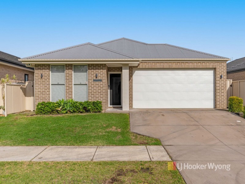 24 Eleanor Close, Hamlyn Terrace NSW 2259