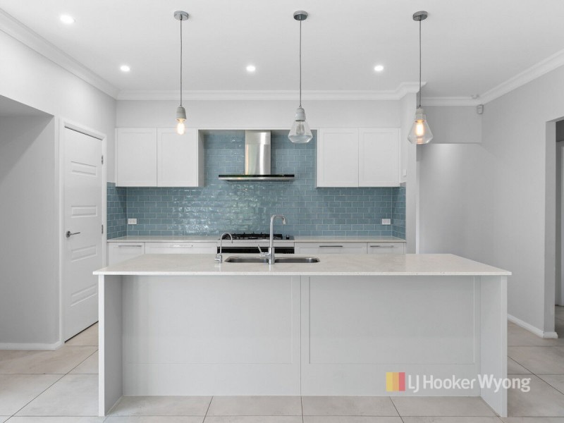 24 Eleanor Close, Hamlyn Terrace NSW 2259