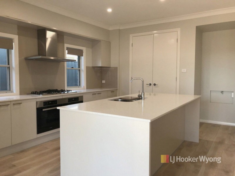 19 Gladioli Street, Hamlyn Terrace NSW 2259