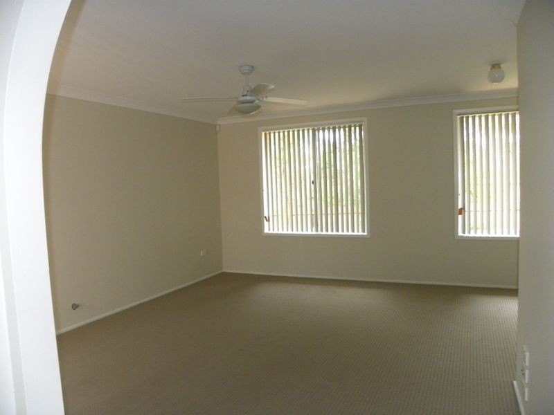 24 Everitt Place, Watanobbi NSW 2259