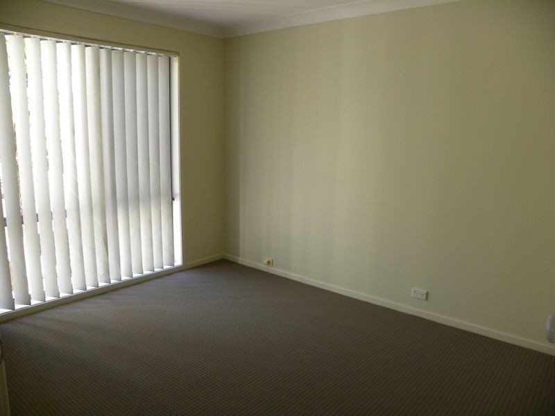 73 Mountain View Drive, Woongarrah NSW 2259