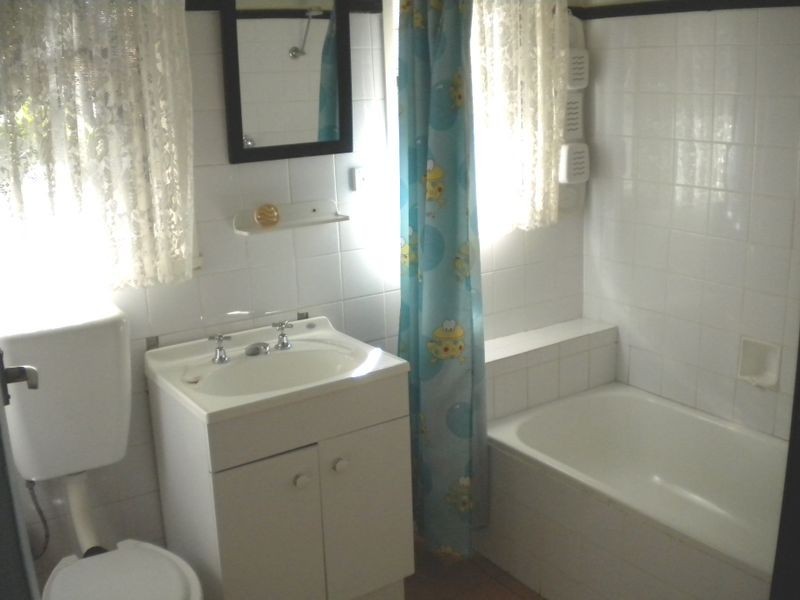 33 Panonia Road, Wyong NSW 2259