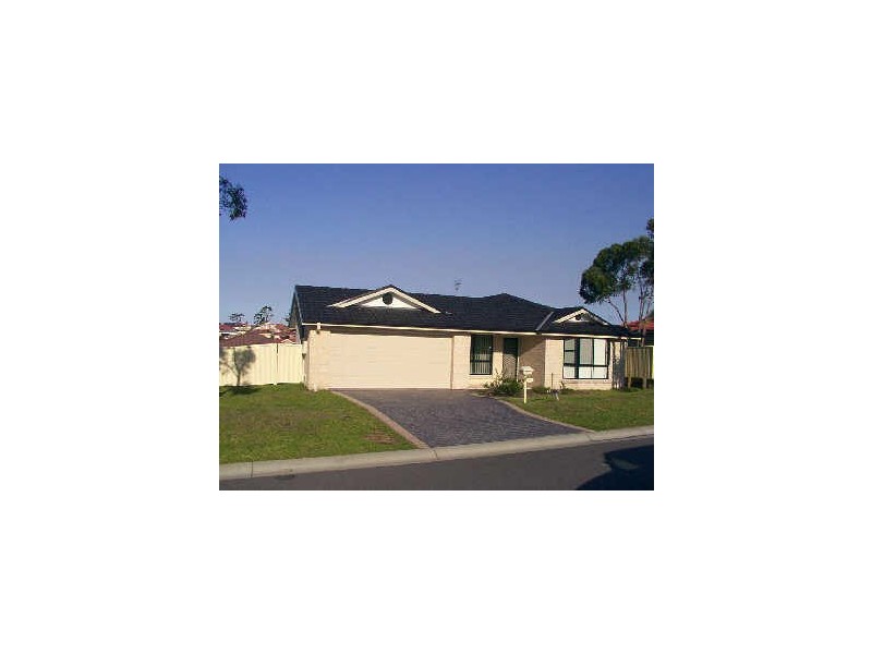 30 Lenola Cres, Blue Haven NSW 2262