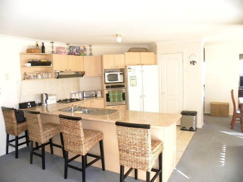 18 Begonia Place, Woongarrah NSW 2259