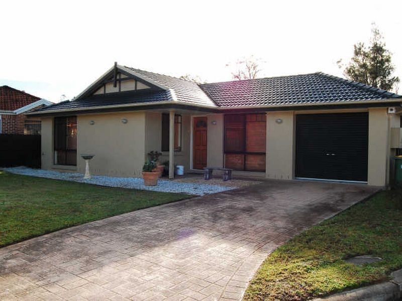 6 Augusta Cl, Watanobbi NSW 2259