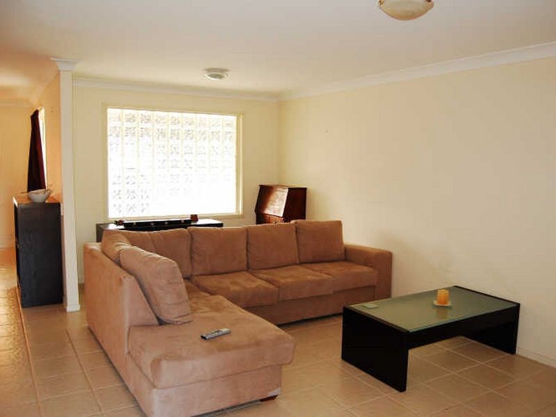 6 Augusta Cl, Watanobbi NSW 2259