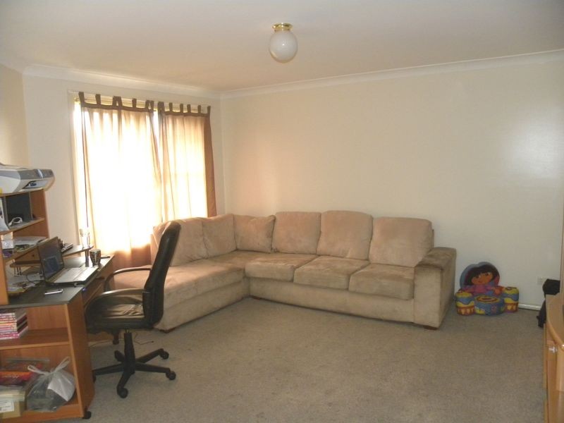 42 Fishburn Crescent, Watanobbi NSW 2259