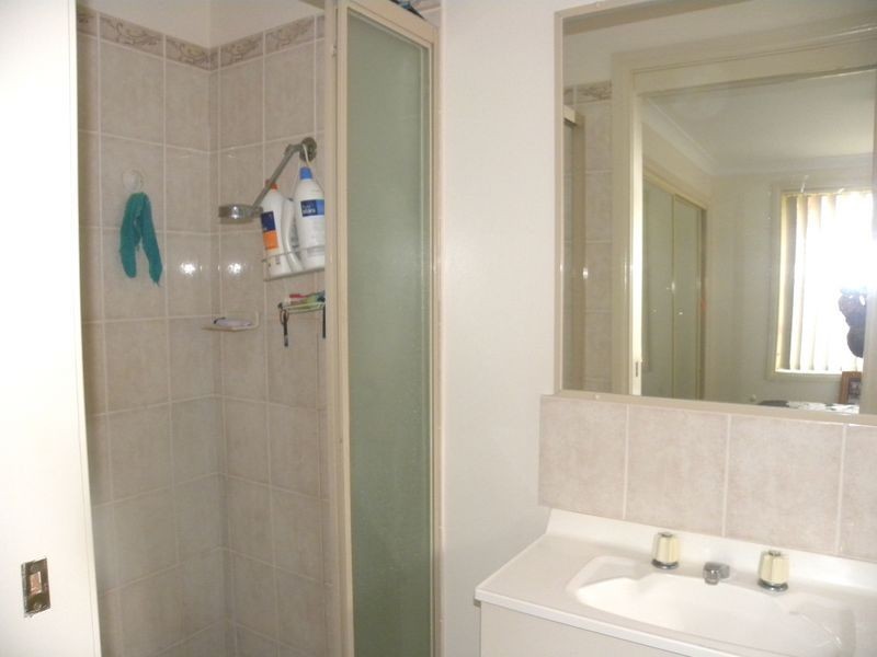 42 Fishburn Crescent, Watanobbi NSW 2259