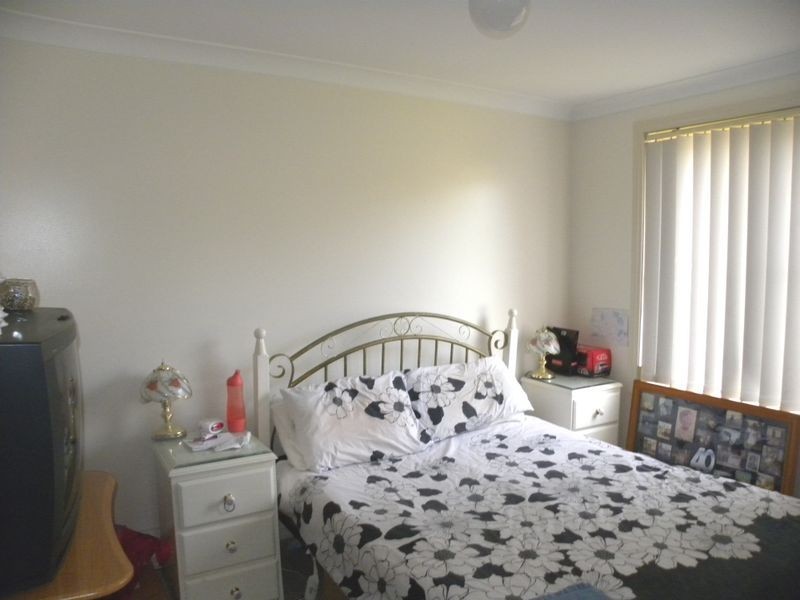 42 Fishburn Crescent, Watanobbi NSW 2259