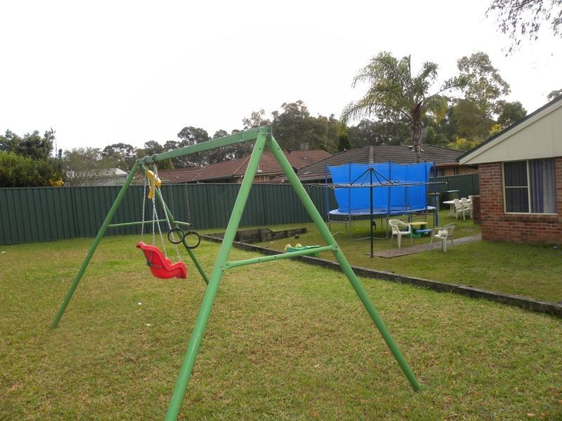 42 Fishburn Crescent, Watanobbi NSW 2259