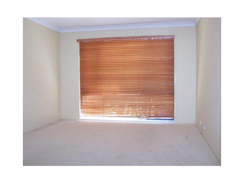 33 Harrington Cl, Watanobbi NSW 2259