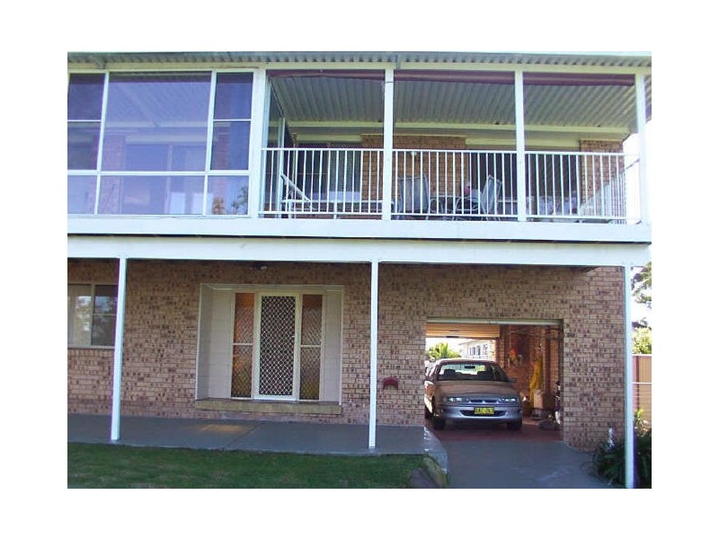 476 Tuggerawong Rd, Tuggerawong NSW 2259