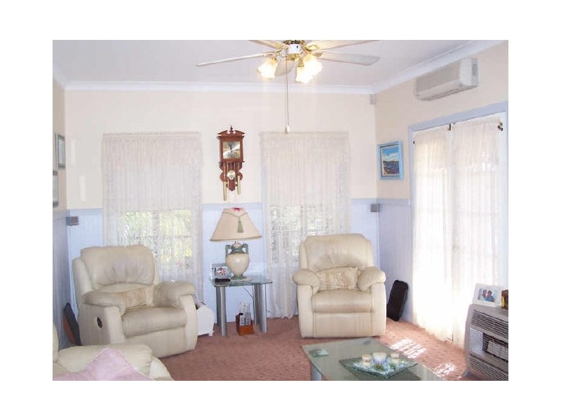 42 Guardian Rd, Watanobbi NSW 2259