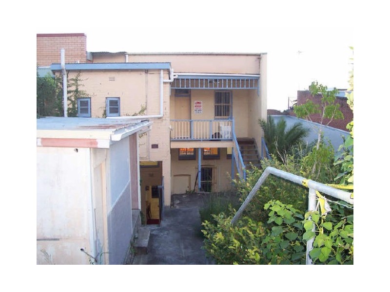 First floor/82 Pacific Hwy, Wyong NSW 2259