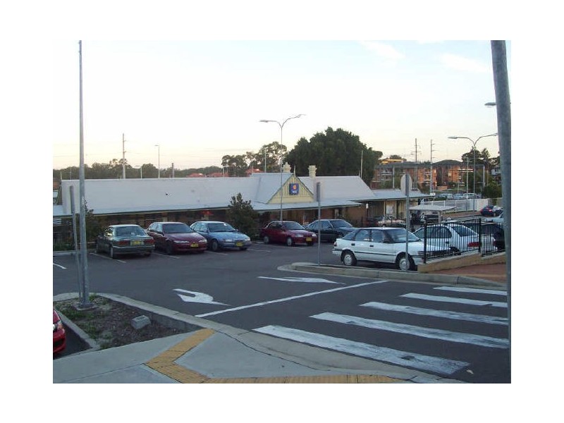 First floor/82 Pacific Hwy, Wyong NSW 2259