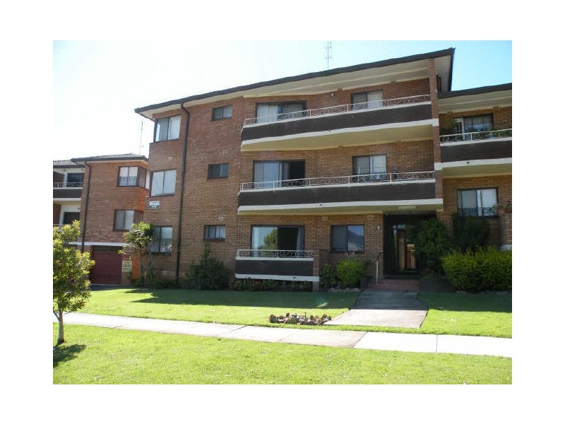9/1-3 Warner Avenue, Wyong NSW 2259