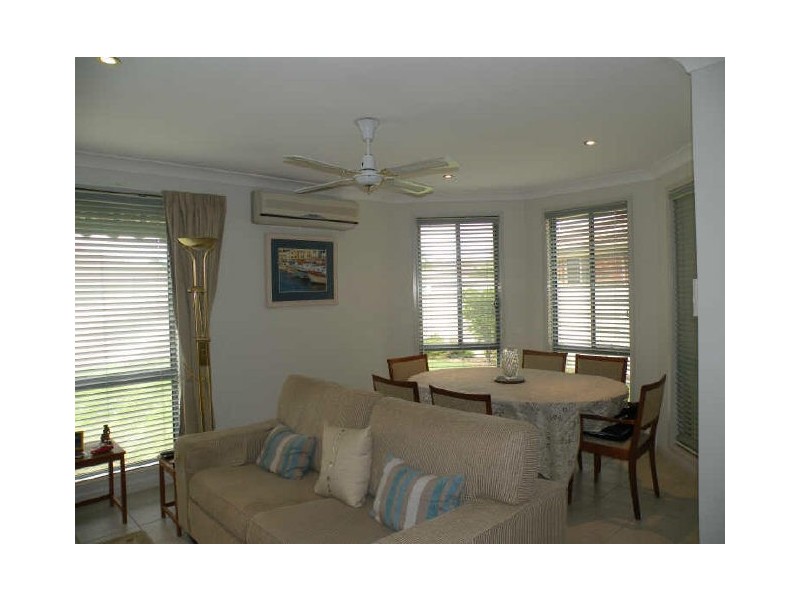 11 Brushwood Cct, Mardi NSW 2259