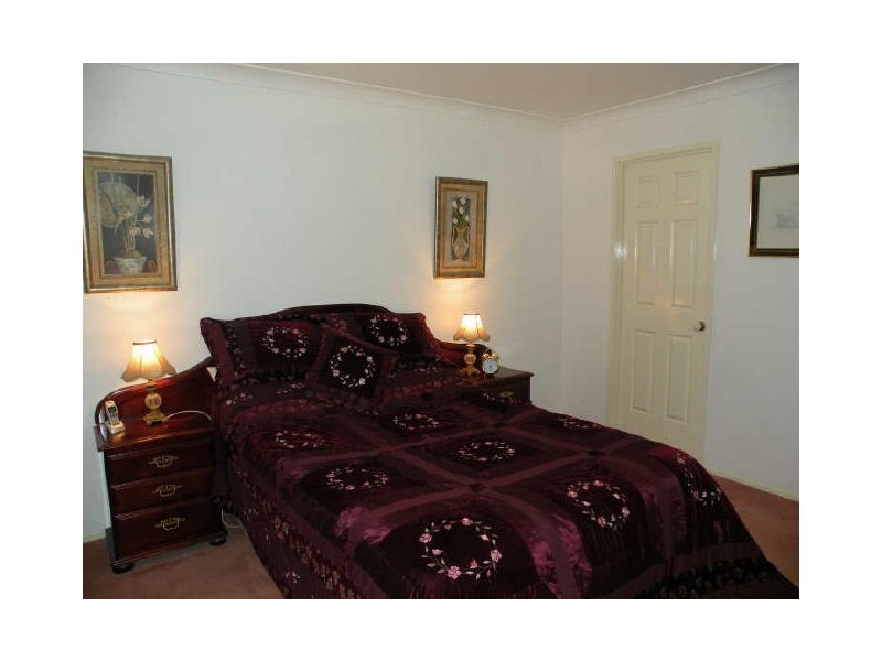 2 Woodbury Park Dr, Mardi NSW 2259