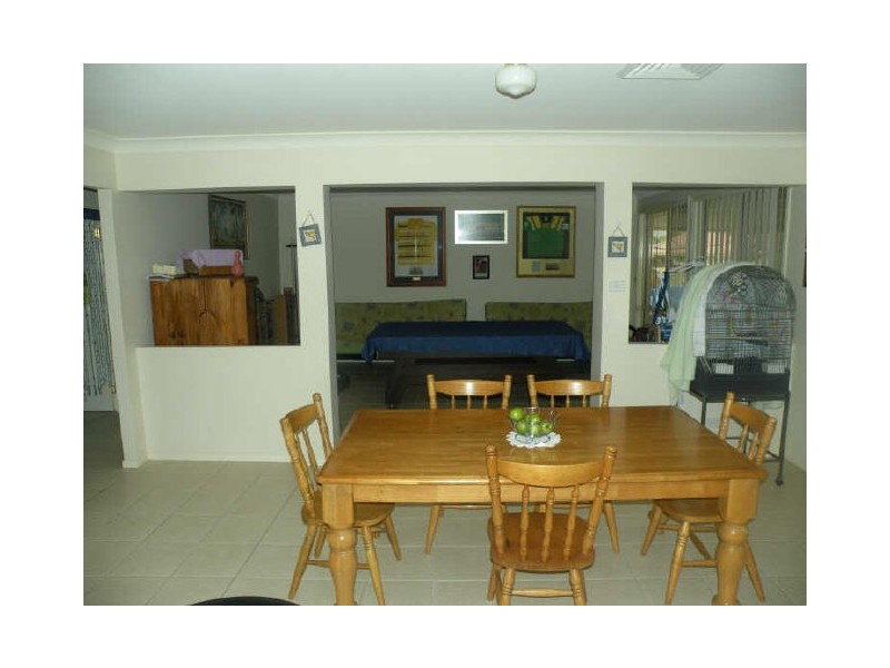 6 Watergum Rd, Woongarrah NSW 2259